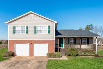 519 Trinity Trail Ellenwood, GA 30294